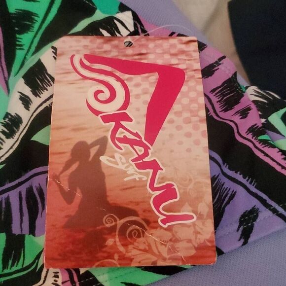 NWT KANU SURF BIKINI TOP - Picture 4 of 6